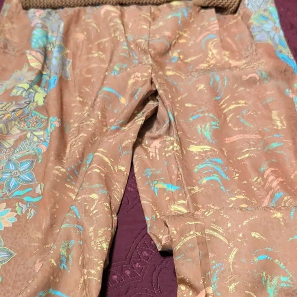 Two Piece Set Small Top XL Bottom - Picture 2 of 7